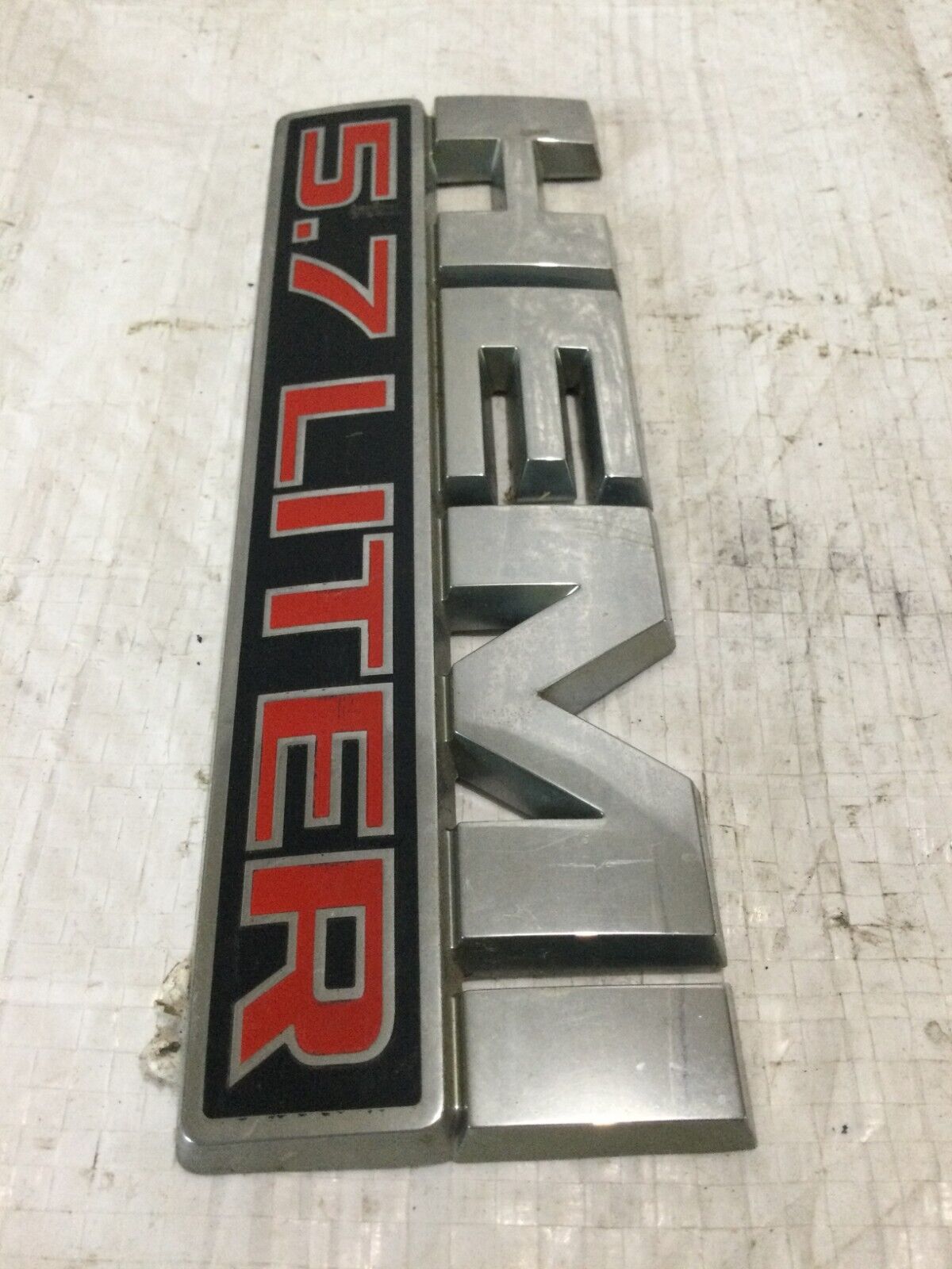 2018 Dodge Ram 1500 Front Fender Emblem HEMI 5.7 68149700AA OEM
