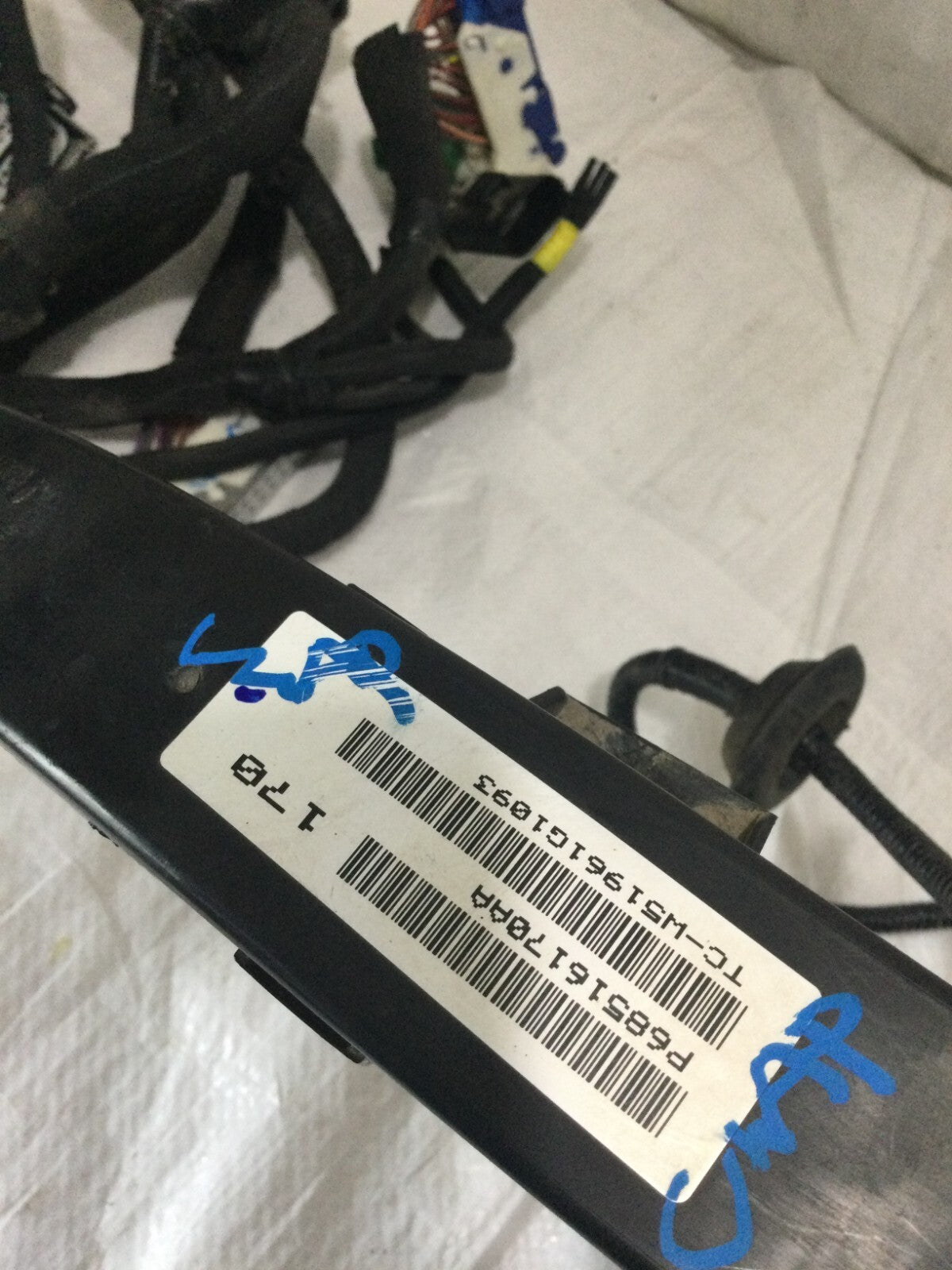 2021 Dodge Ram 3500 Diesel 6.7L Dash Left Wiring Harness 68516170AA  OEM