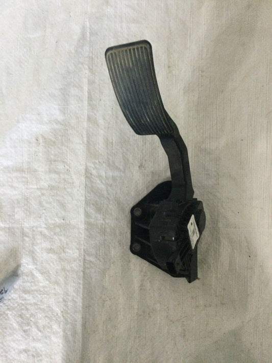 2011-2015 Ford F250SD Accelerator Gas Pedal  BC3A-9F836-DD OEM
