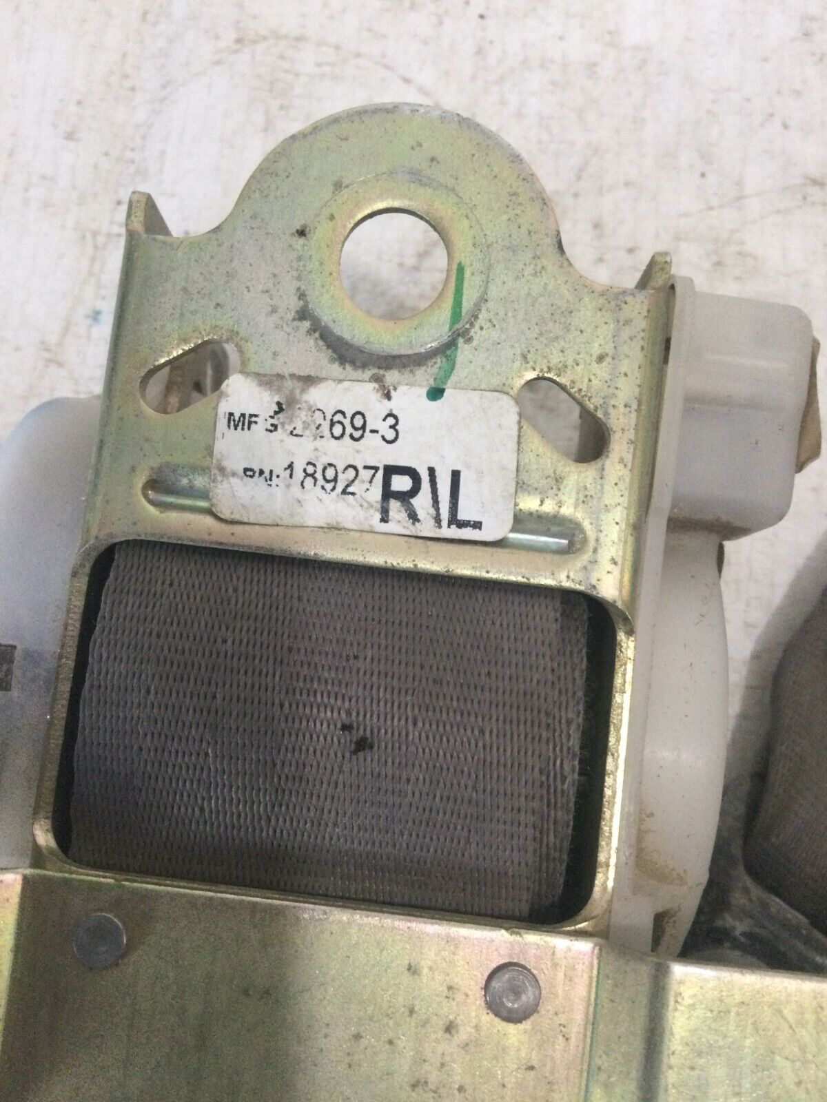 2003 Dodge Ram 2500  Rear Left Side Seat Belt  18927  OEM