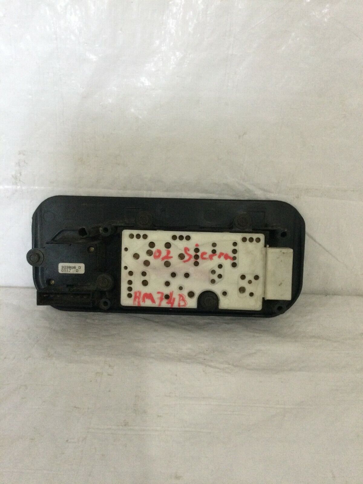 2000-2002 GMC Sierra 1500 Front Switch Seat Right RH OEM	