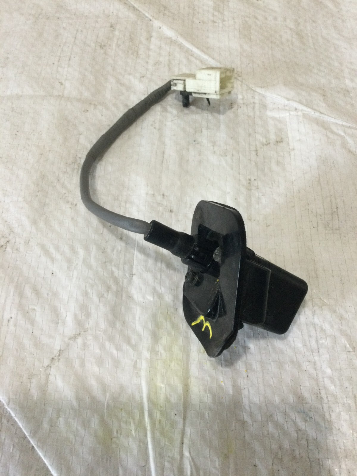 2006-2007 Infiniti M45 M35 Decklid Mounted Rear View Camera OEM