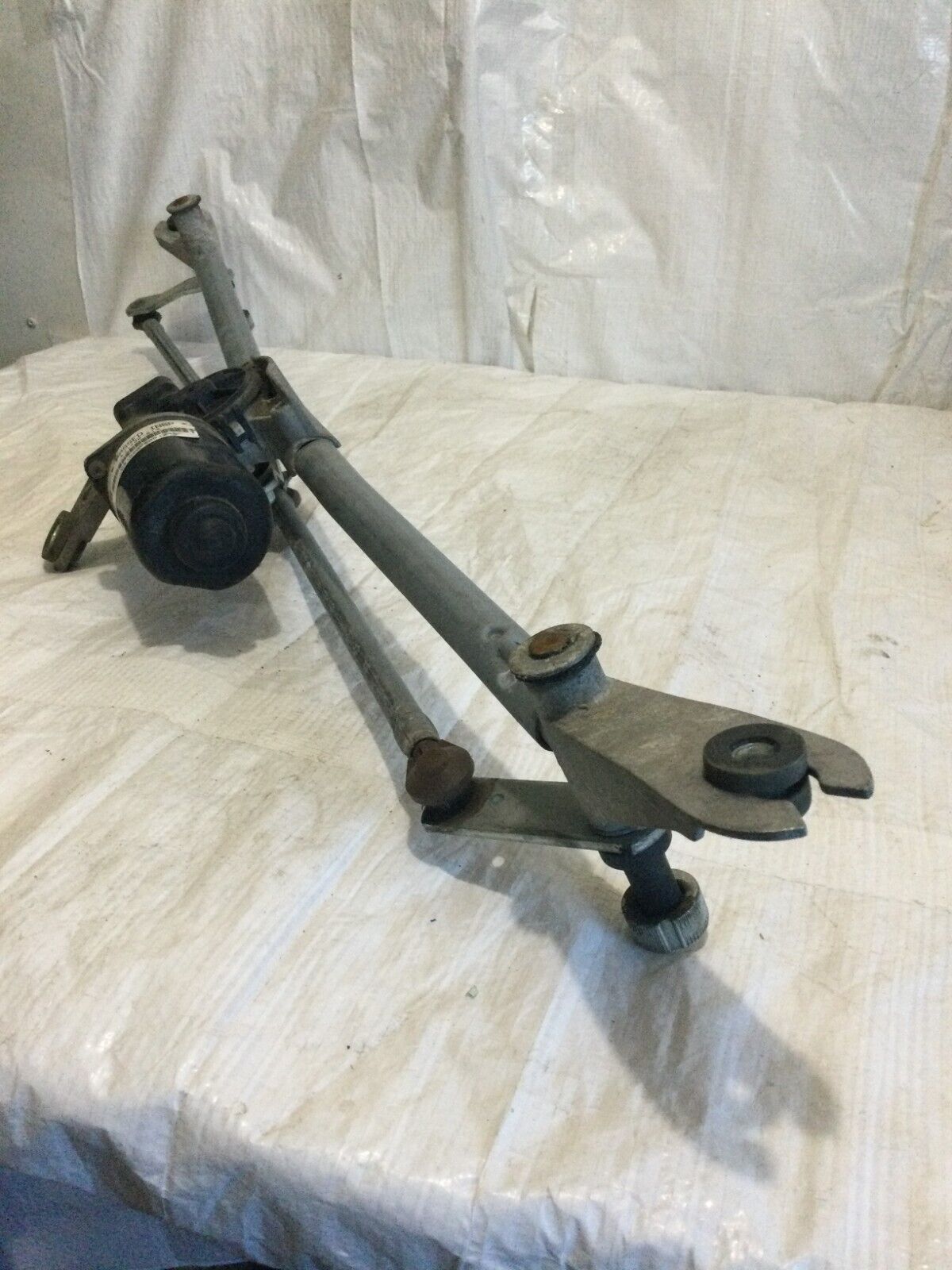 2007-2008 Dodge Ram 1500 Front Wiper Motor W/ Linkage OEM
