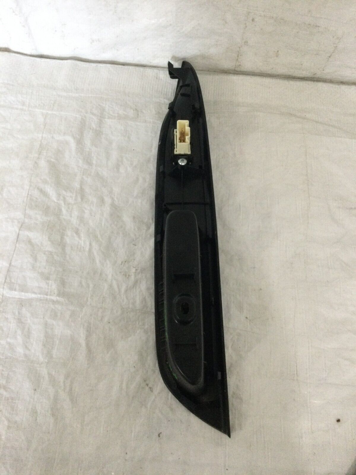 2003-2005 Mazda 6 Mazda Front Right Passenger Side Power Window Switch OEM