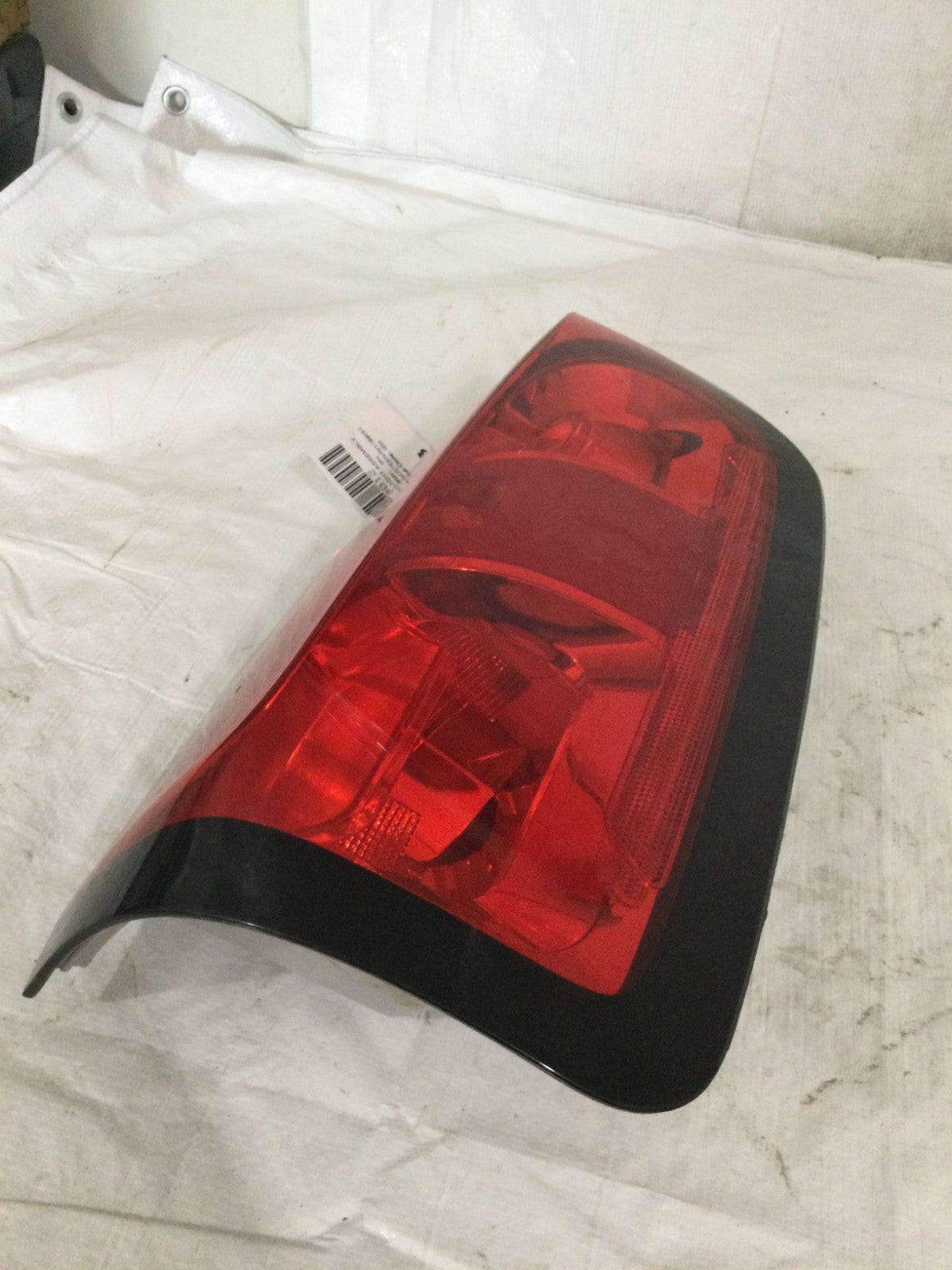 2017-2022 Chevrolet Colorado Passenger Right Side Tail Light OEM