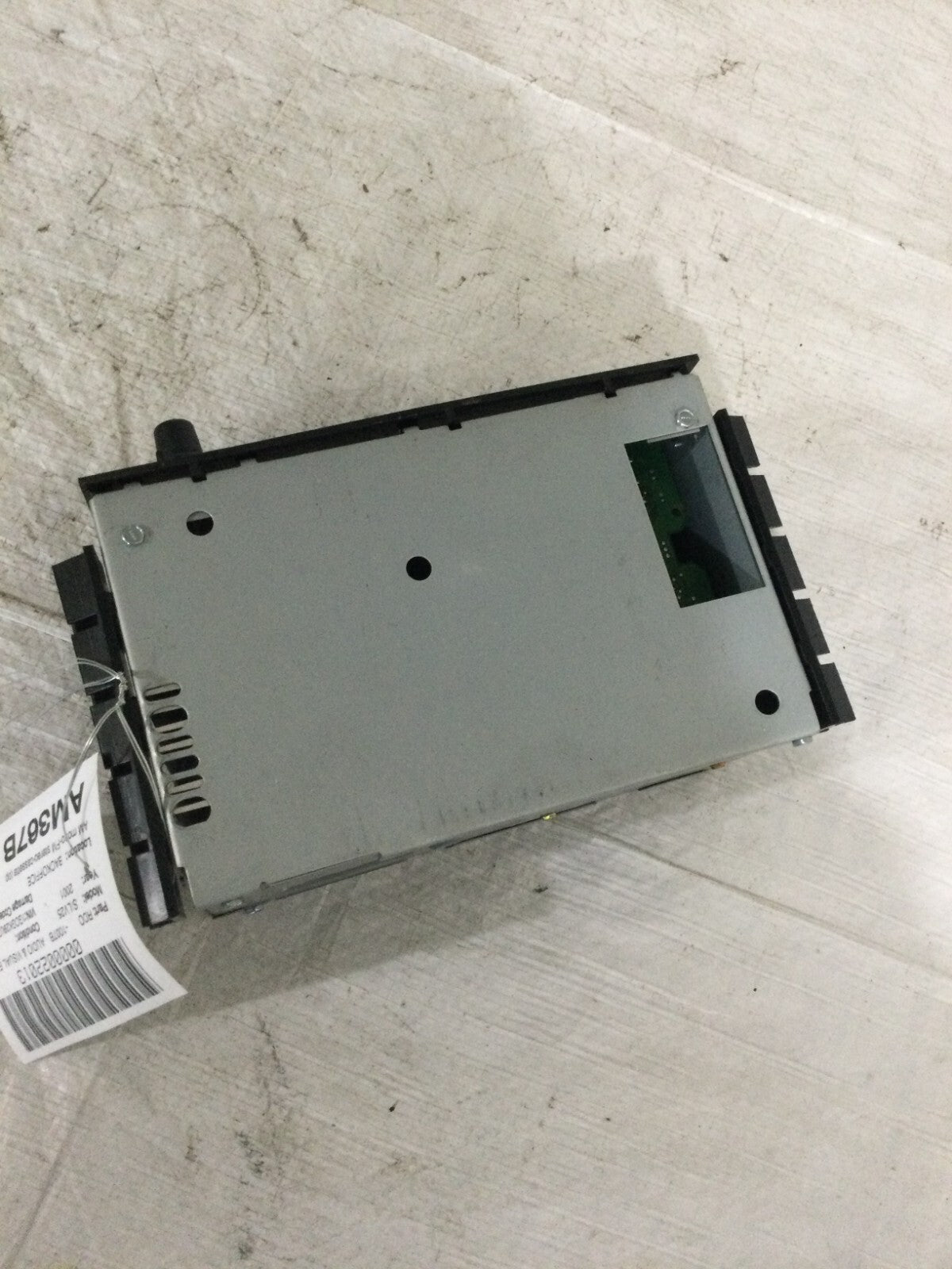 2001 Chevrolet Silverado 2500 AM-FM Radio Stereo Tuner Receiver OEM 15769264