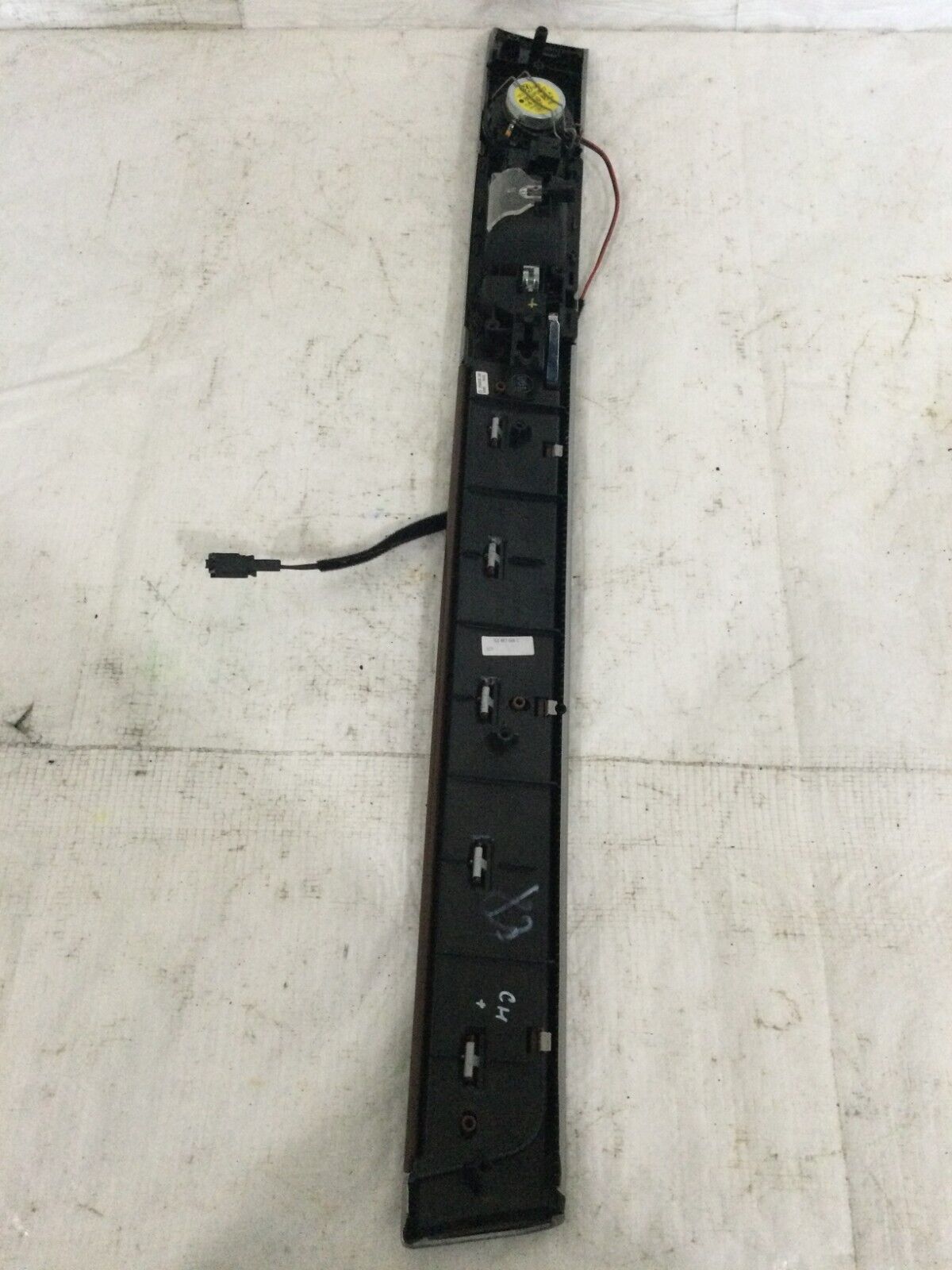 2004-2007 Volkswagen Touareg Front Right Door Interior Molding Trim Panel OEM