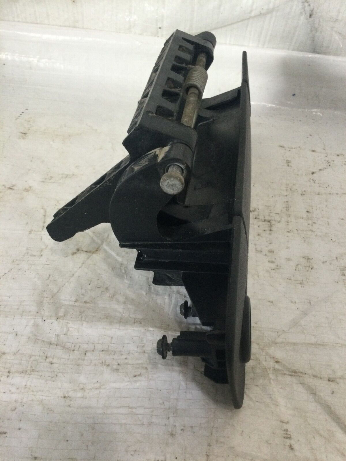 2018 Dodge Ram 1500 Trunk LID Tailgate Handle OEM