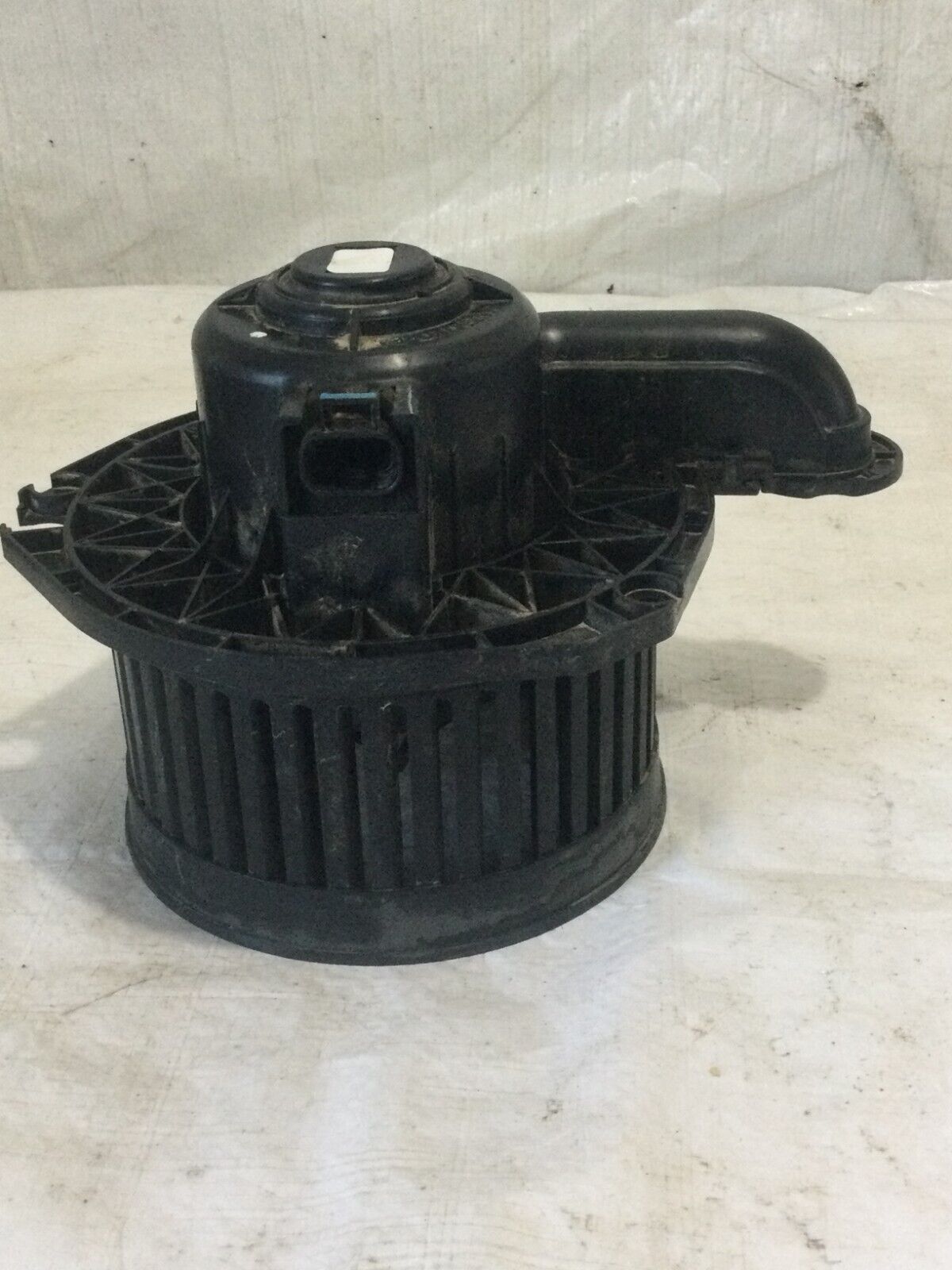 2007-2009 Cadillac Escalade ESV Rear Blower Motor OEM 52419692 OEM