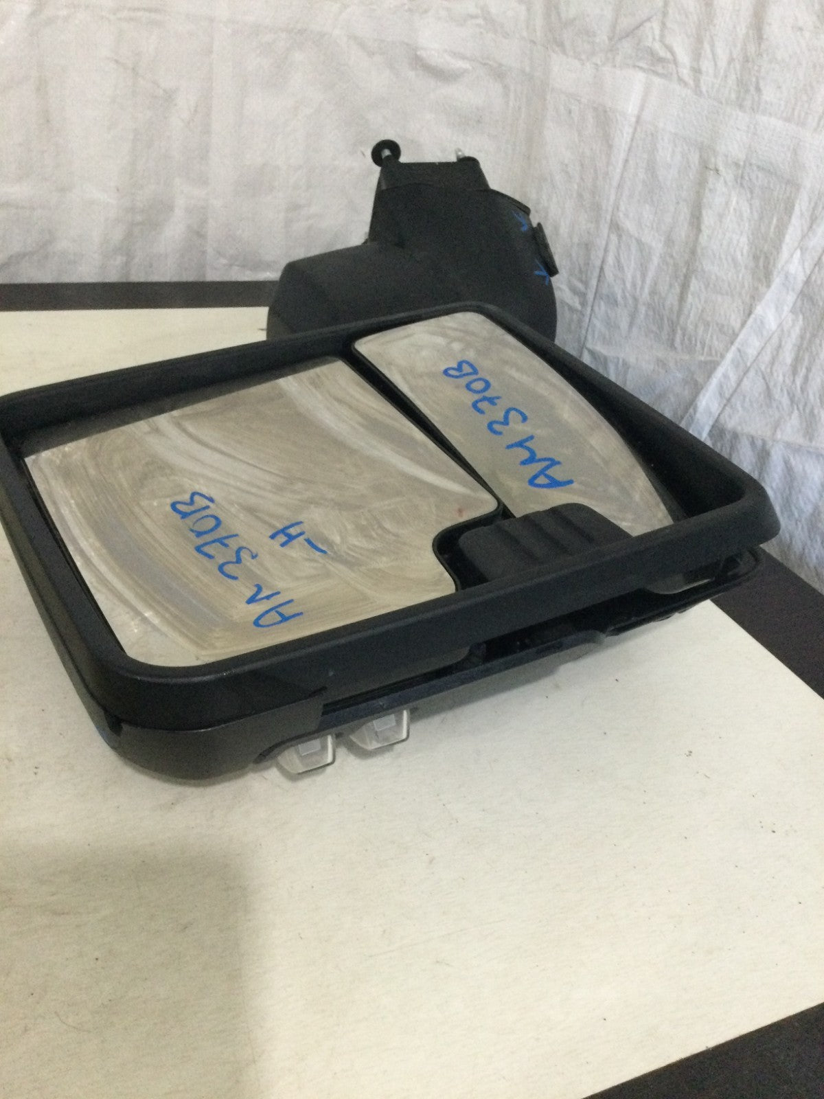 2024 Chevrolet Silverado 2500 Left Door Mirror OEM 86582415 MARKED DAMAGE