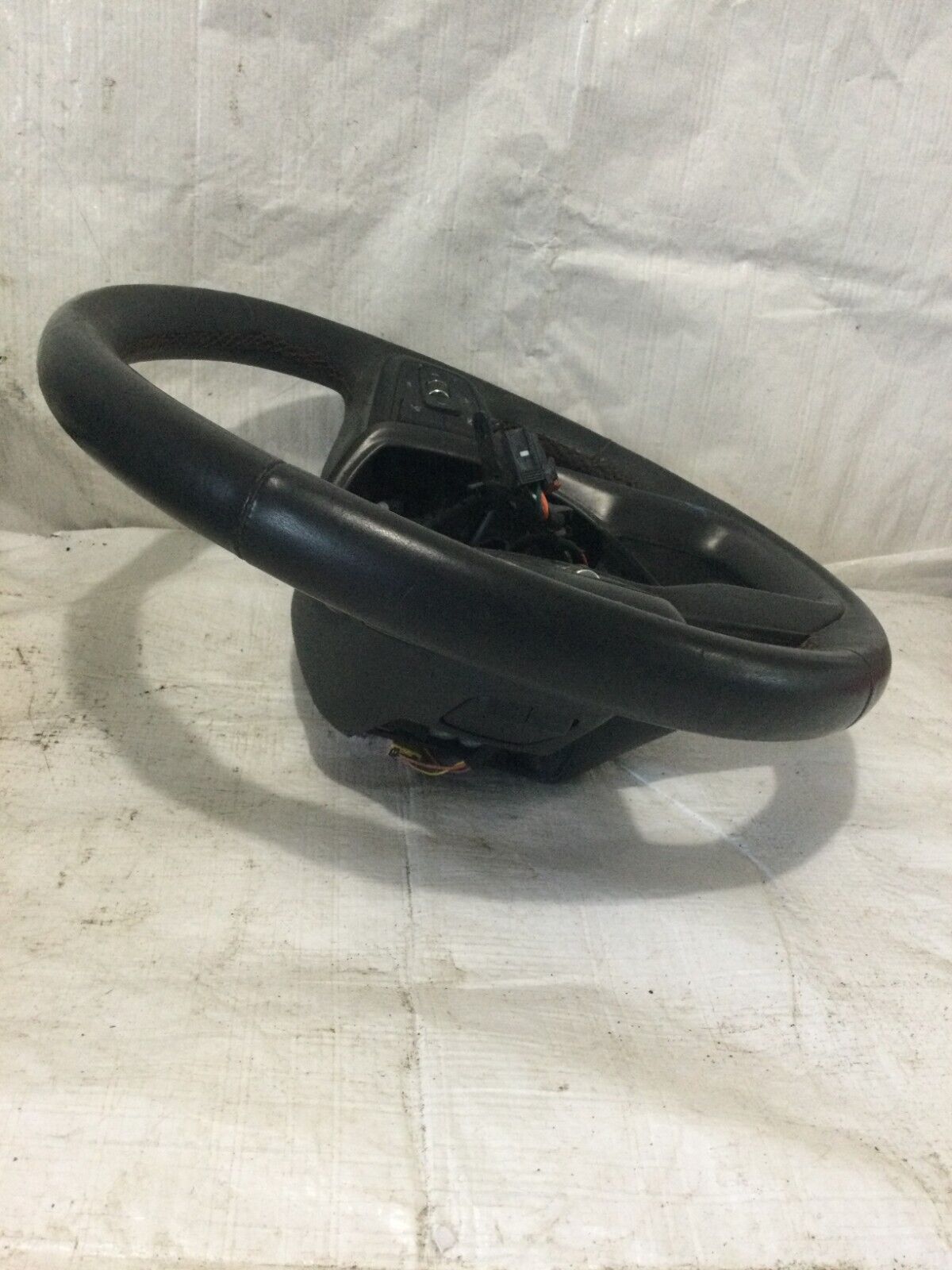 2019-2022 GMC Sierra 1500 Leather  Strng Wheel Heated Black W/ Stichthing OEM