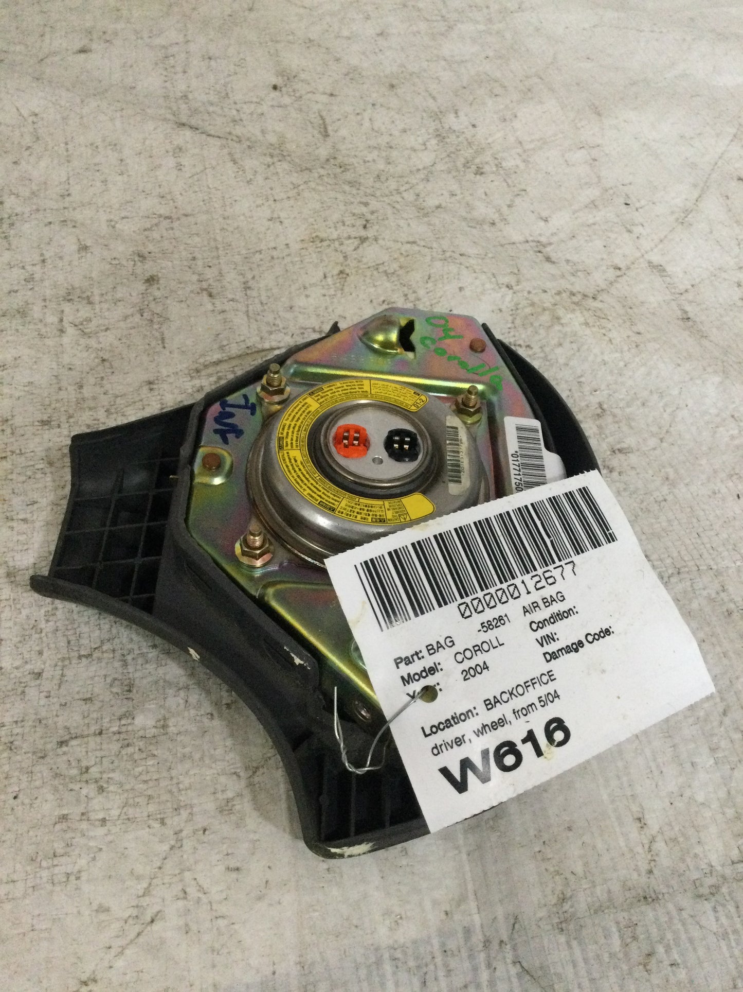 2004 TOYOTA COROLLA DRIVER WHEEL AIRBAG