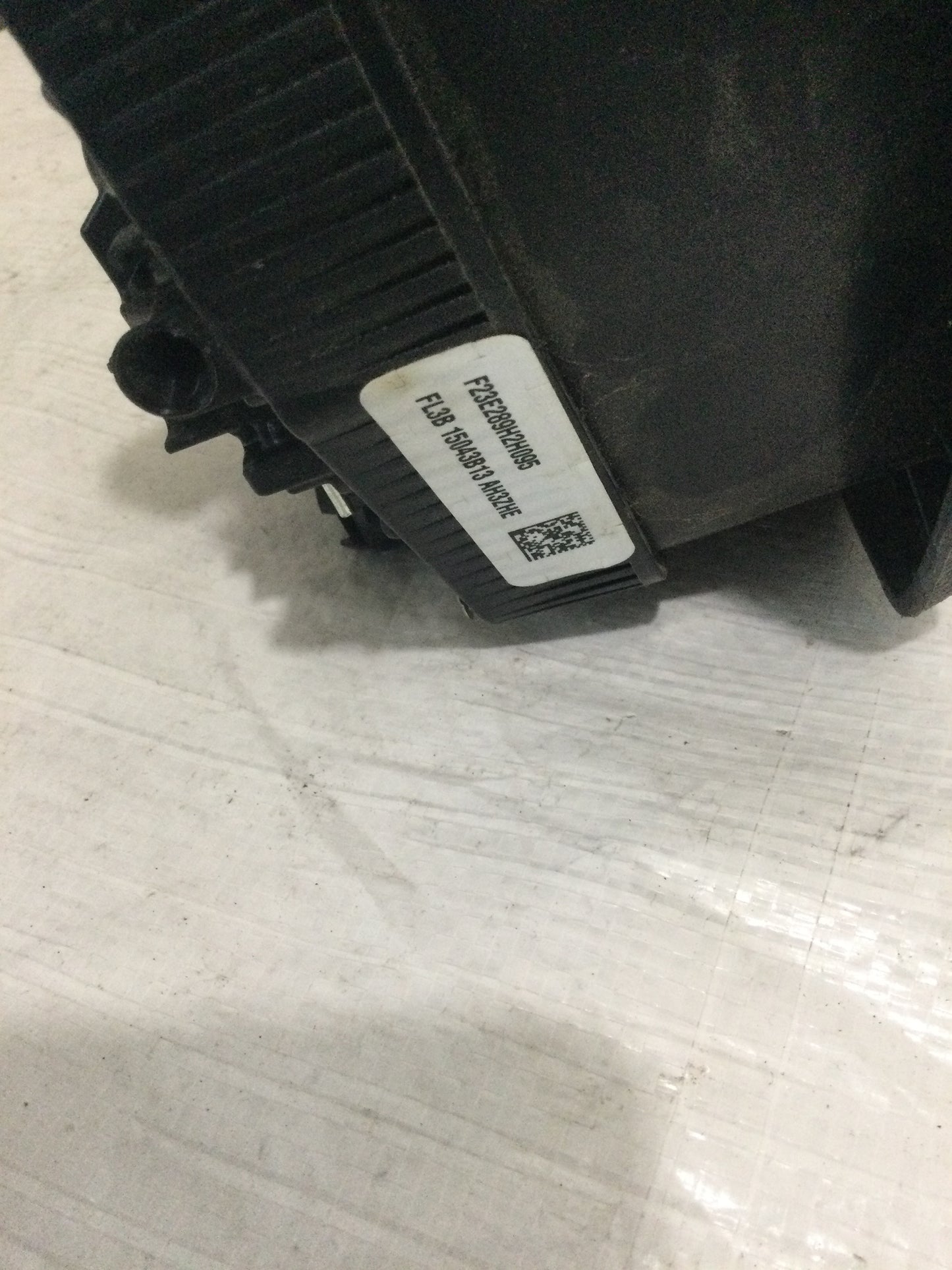 2015-2020 FORD F150 STEERING WHEEL AIRBAG- FL3B-15043B13-AF OEM