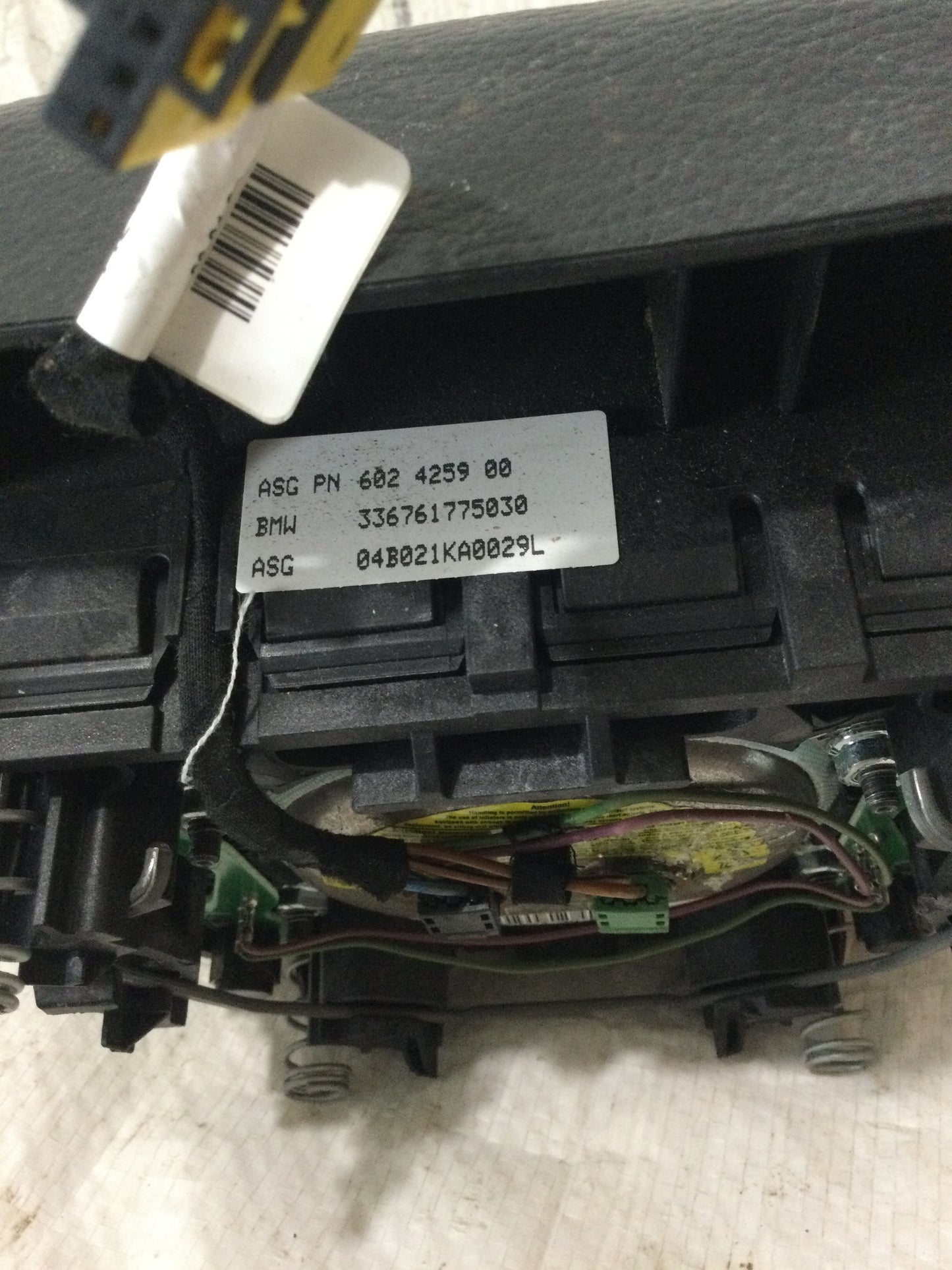 2004-2008 BMW 7 E65 E66 Steering wheel airbag 6024259 336761775030